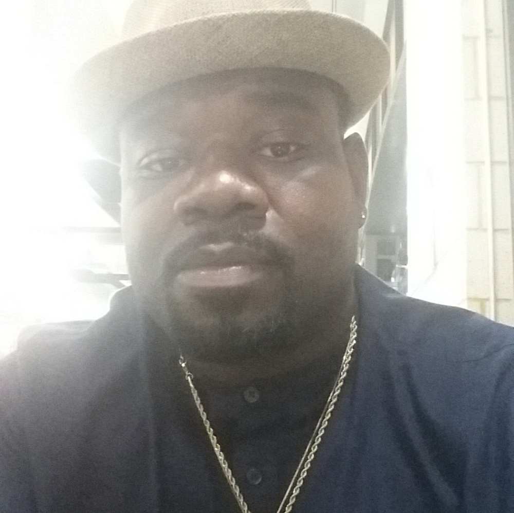 Meet your Posher, Kenneth